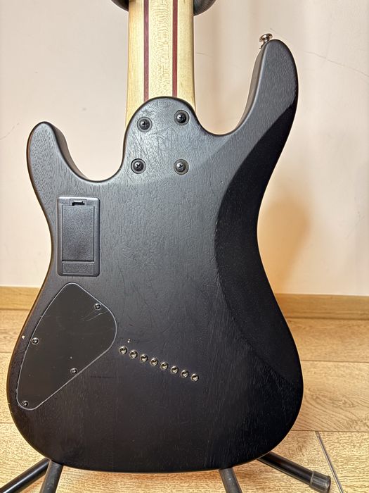 Chitara cu 8 corzi Cort KX508 MS II