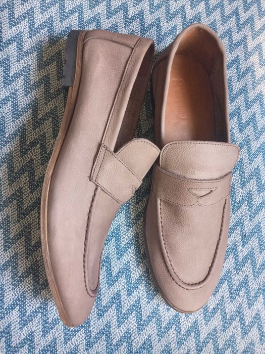 Новый фирменный туфли лоферы  натуральная кожа р-р:43