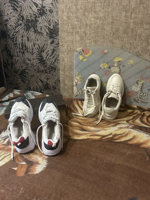 Продам кроссовки