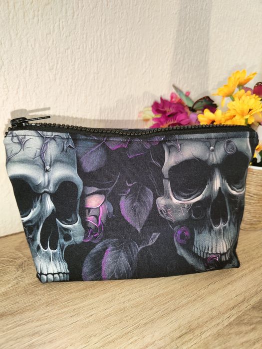 Текстилни несесери