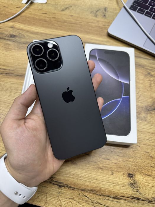 iPhone 16 Pro Max 512gb