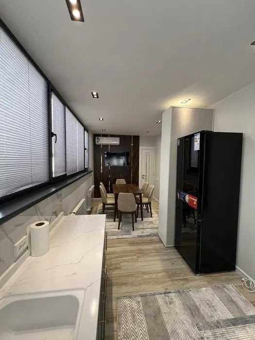 Новый Ремонт! Центр Города! Рядом Алайский! 4комн 110квадрат! Сдам !