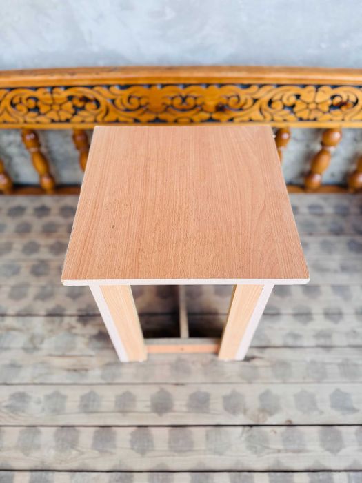 TABURETKA 10tasi birda