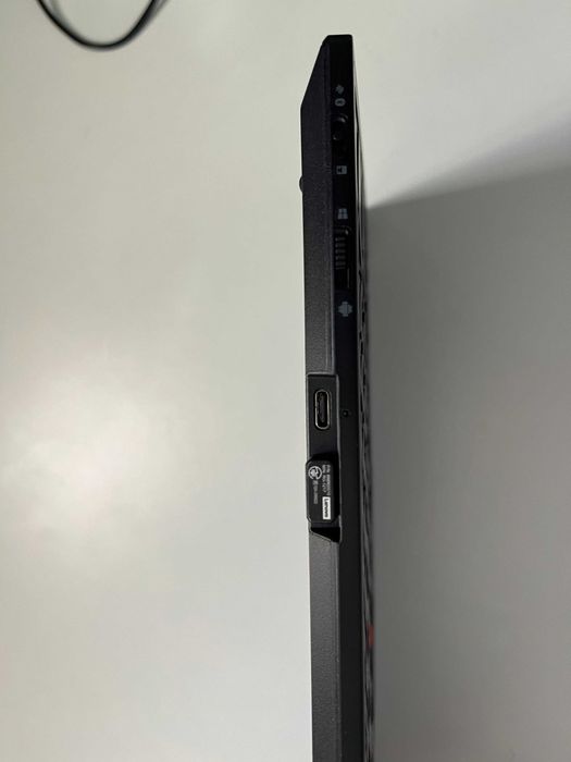 Tastatură Lenovo ThinkPad TrackPoint Keyboard II (model KC 1957)