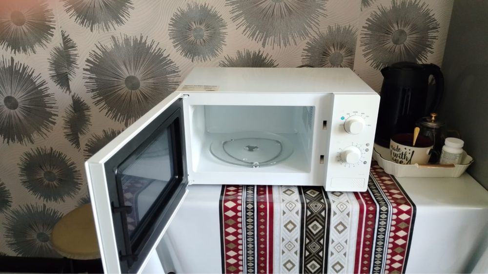 Микроволновка в отличном состоянии