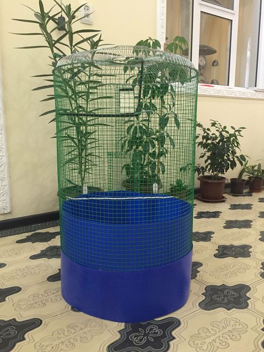 Клетка для попугаев