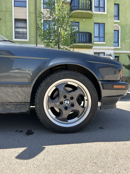 Bmw e34 535i продается