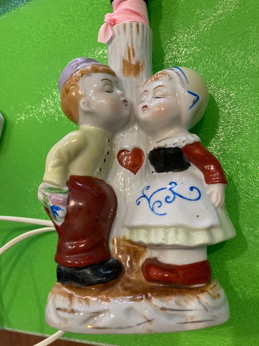 Нощна / настолна  лампа