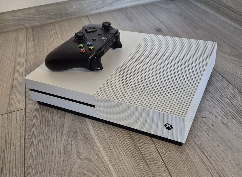 Microsoft Xbox one s 1TB