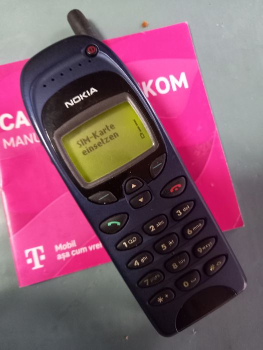 Vând 2 telefoane Nokia 5110 și Nokia 6150 pt Colecționari sau Piese