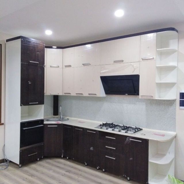 Restavriruyuem vseh vidov mebelya takje  sobiraem razbiraem vseh mebel