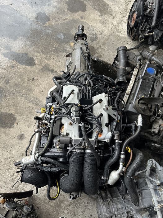 Двигатель Опель омега 2.5.  X25XE