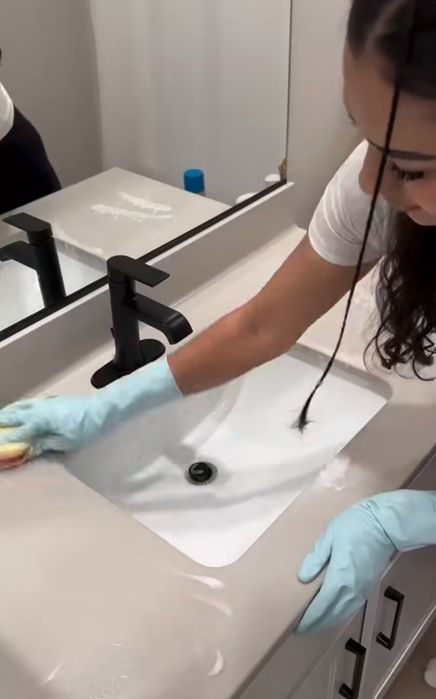 НЕДОРОГАЯ Уборка от 300.000 сум