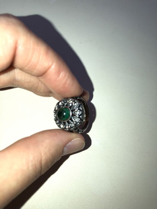 Серебряное Кольцо с Малахитом