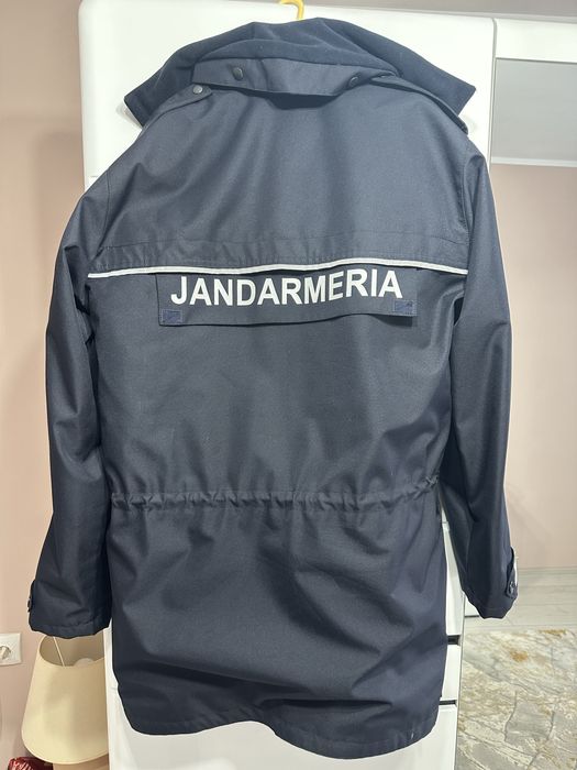 Scurtă cu mesadă, Jandarmi 50-54, Nouă