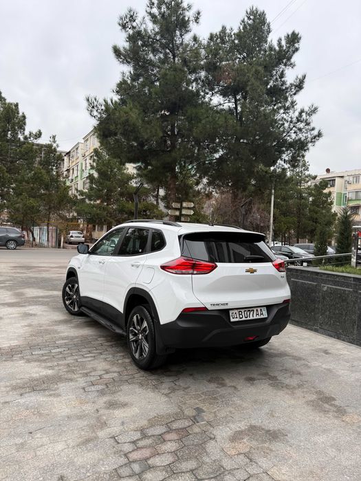 Tracker 2 Ls - 2025 - Kraska 100% toza - 12300km probeg