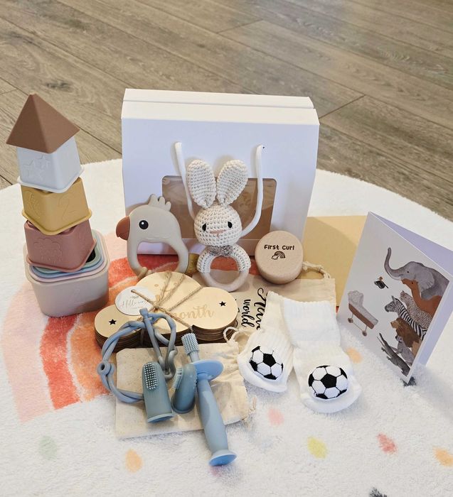 Baby box • Jucarii + ingrijire + decor
