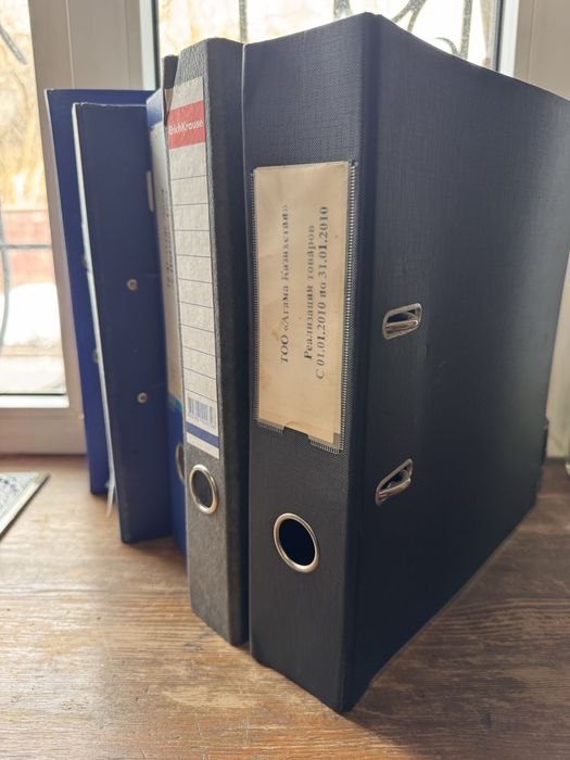 Регистры, папки для подшивики документов. Бу