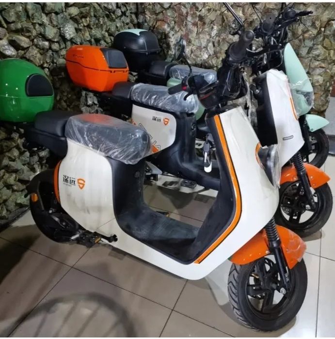 Продам электроскутеры