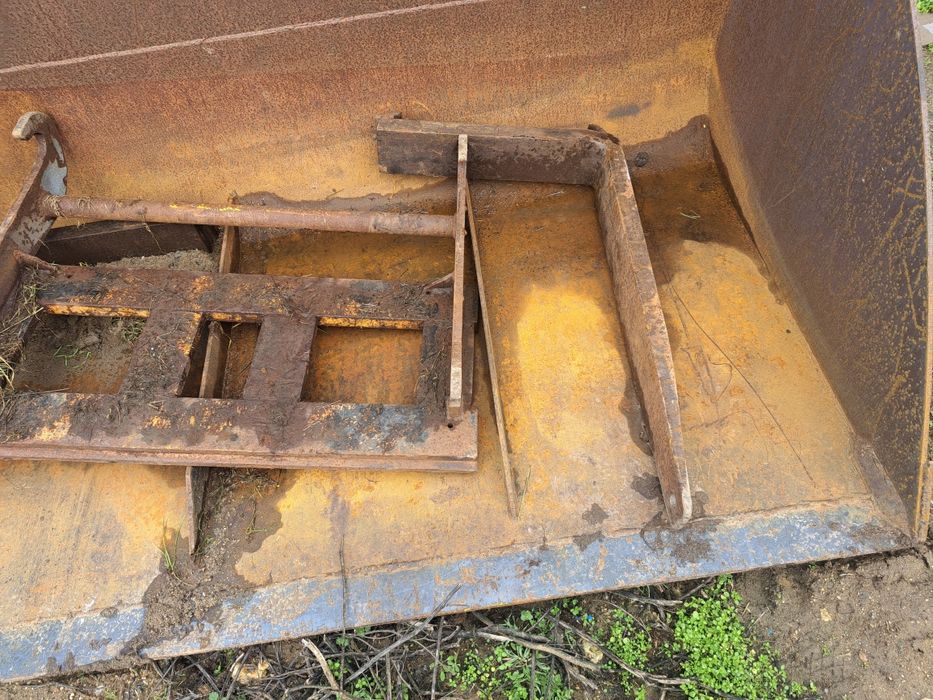 Телескопичен товарач JCB 4х4