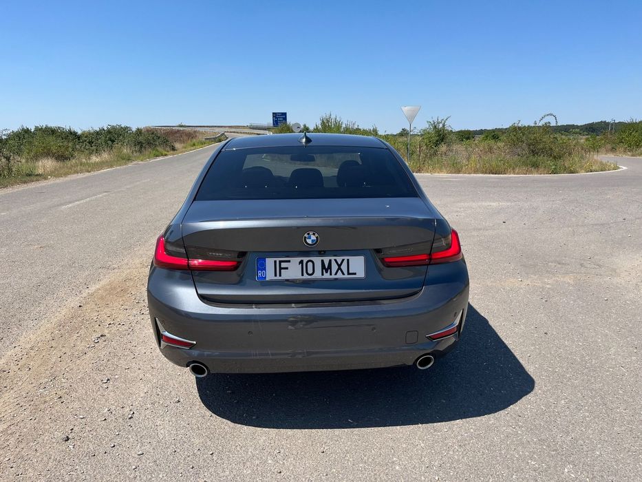 BMW Seria 3 2022 — imagine 4