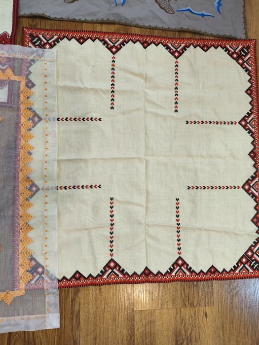 Битови карета и покривки