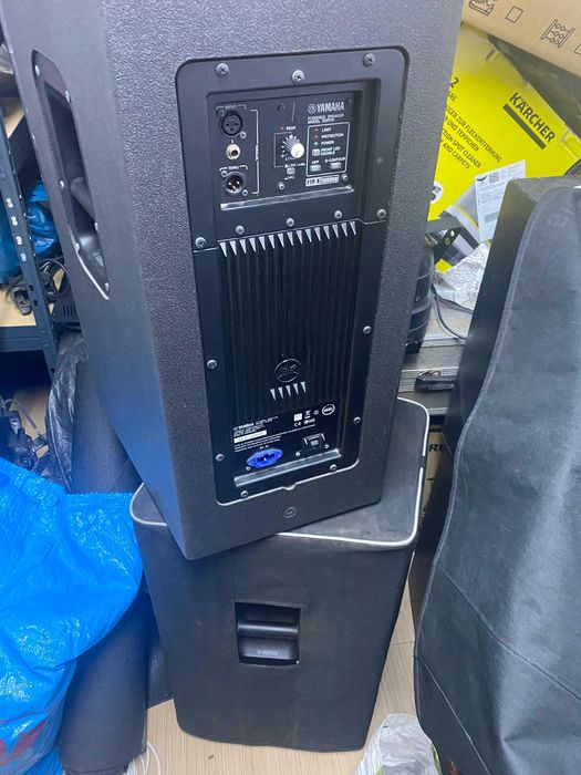 Yamaha DSR 115 cu husa ,in stare impecabila,folosite ca monitorizare!