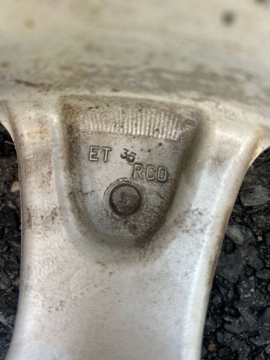 Jante + Cauciucuri iarna 235/65/17 5x112 ET35 Volkswagen/Audi/Skoda