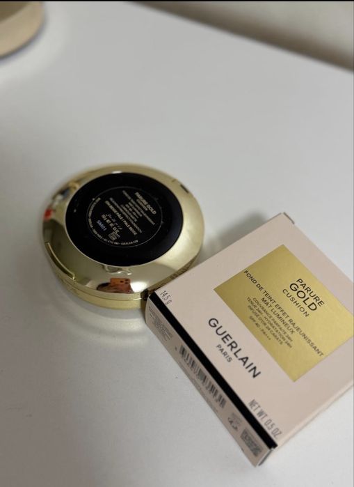 GUERLAIN пудра , кушон