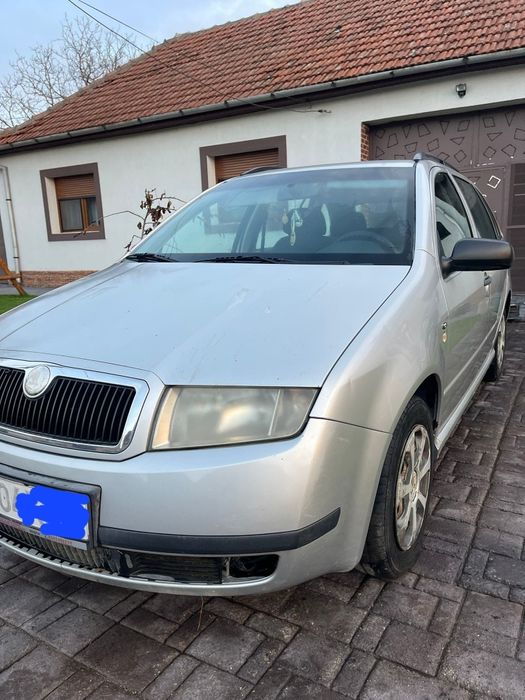 Vând Skoda Fabia  2002