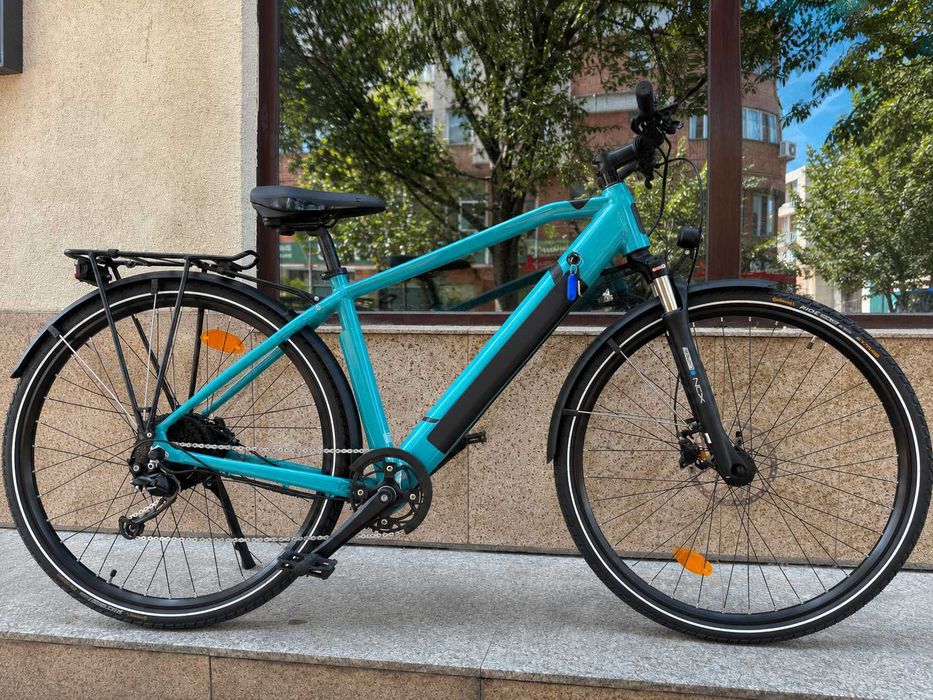 Vând bicicletă electrică: Econic One Urban