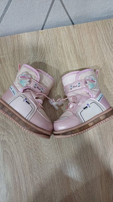 Сапожки Зима продам на девочку