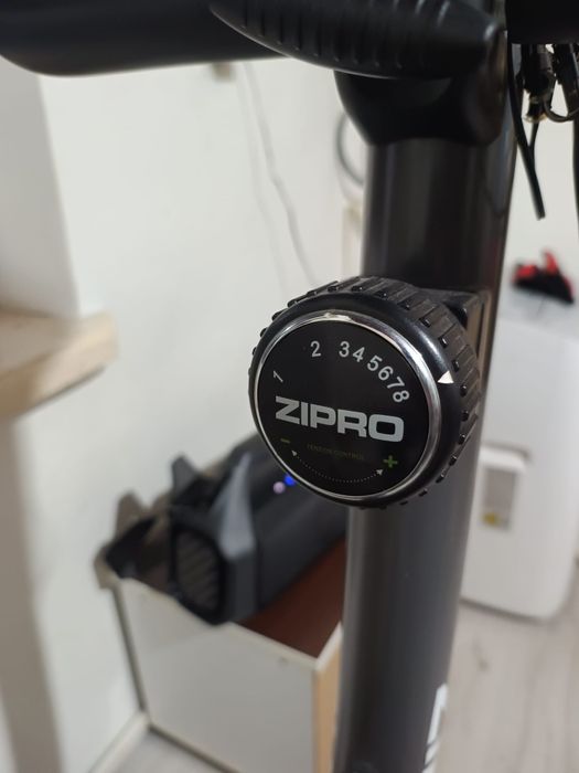 Bicicleta Zipro Nitro ca nouă