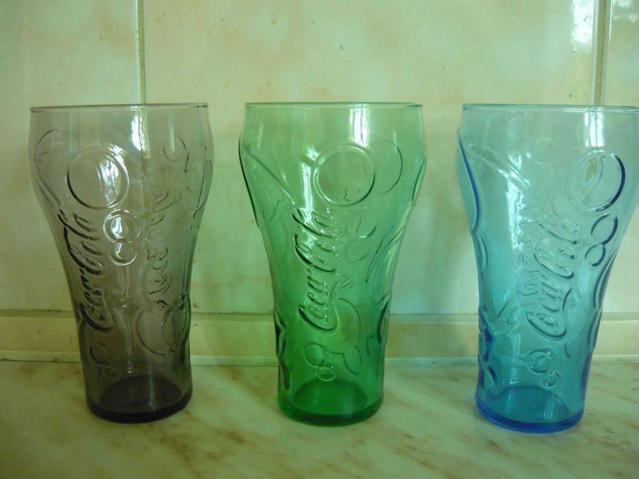 Чаши кока кола- за колекция