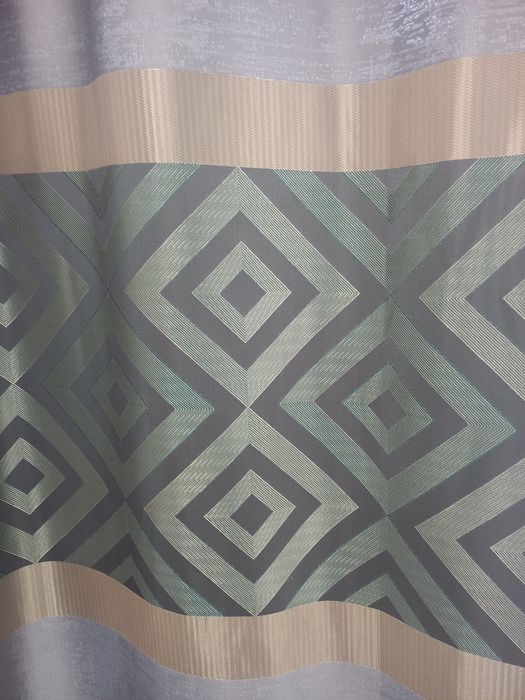 Продам шторы 12тыс