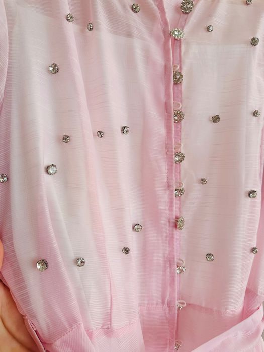 Висок клас рокля с камъни