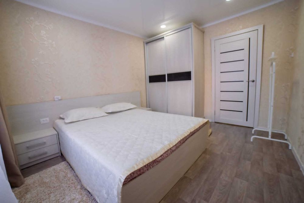 Сдам 2 комнатную квартиру посуточно