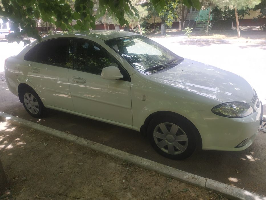 Chevrolet Gentra MT 2022-23 obmen barter