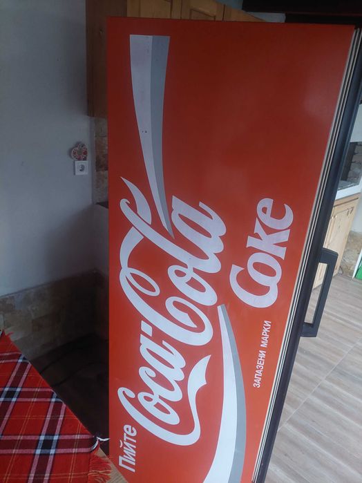Хладилна витрина Кока кола