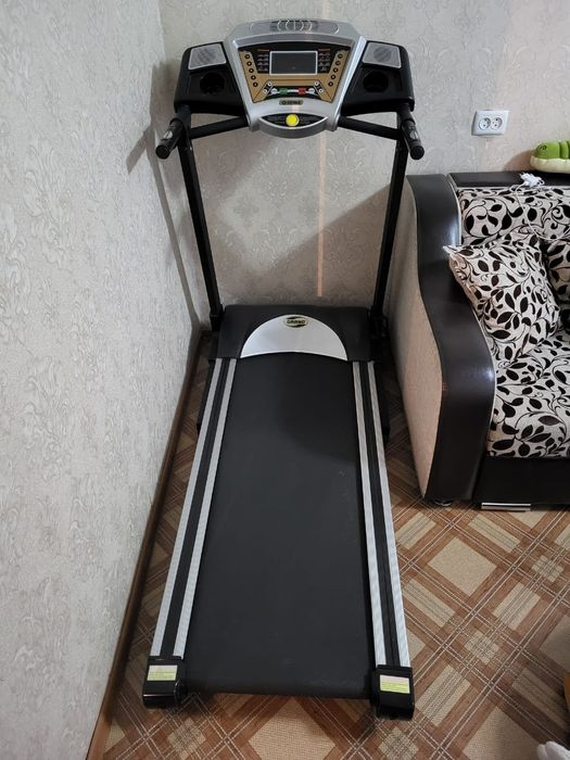 Продам Беговую дорожку.