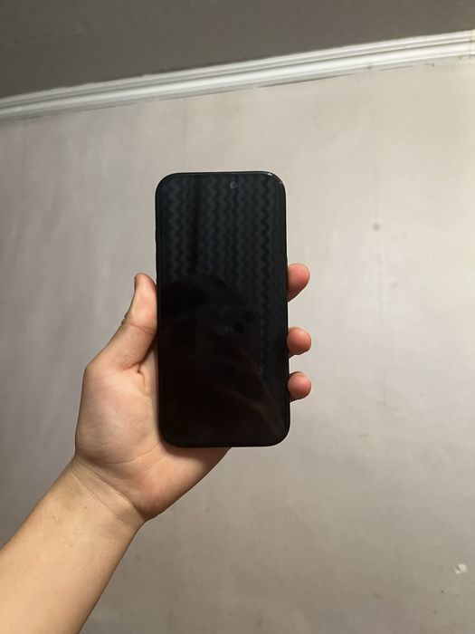 Айфон 16про емкость 100 гб 128