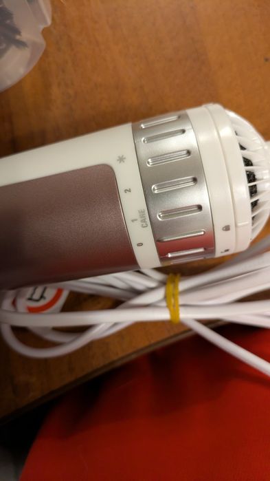 Фен-щётка Rowenta CF9540