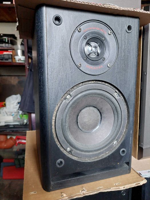 Boxe Hi-Fi ONKYO bas 16cm, cu tweetere din titan și Boxe HiFi Palladium rare pe piață, 3 căi bass 16 cm de raft bookshelf