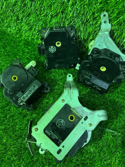 Сервопривод печки TLC100/LX470