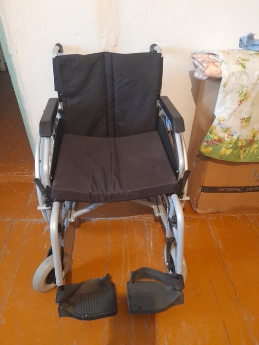 Коляска инвалидная