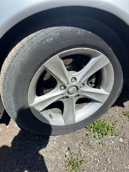 Продается Mercedes-Benz E230