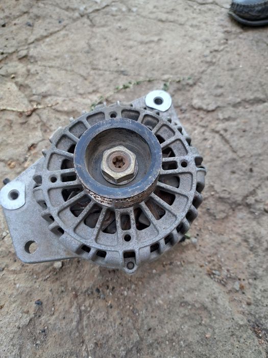 Продам генератор от Черри тииго в рабочем состоянии