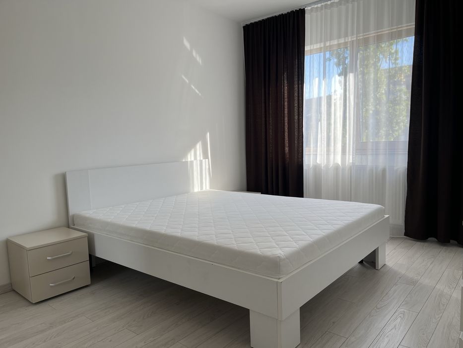 Inchiriez apartament 2 camere / bloc nou