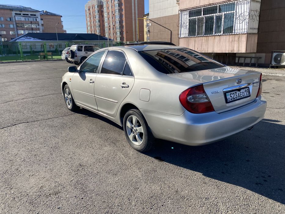 Тайота камри 30 2003г