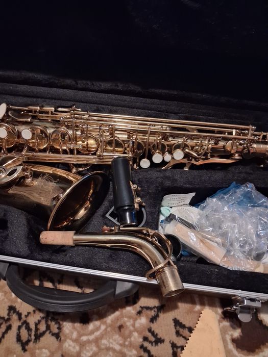 Saxofon Parrot de vanzare